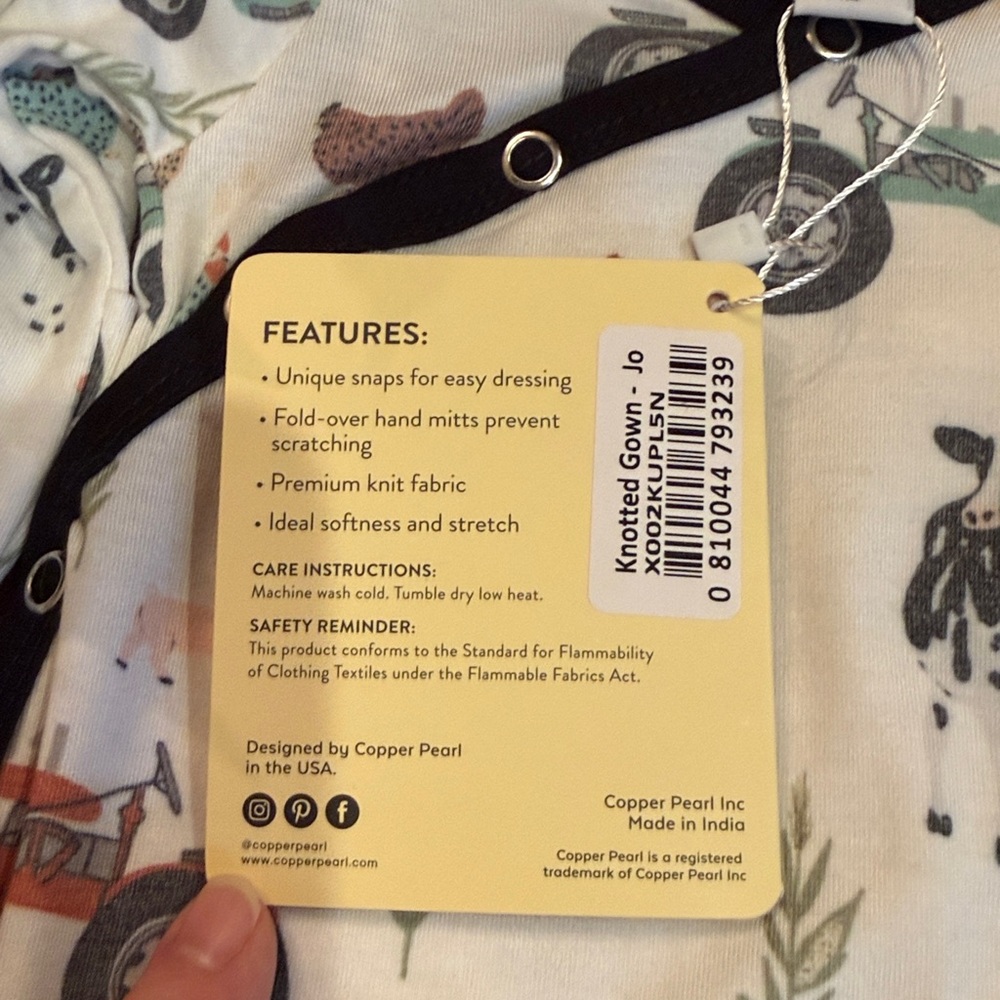 Copper Pearl Newborn Gown Farm Print NWT - Picture 5 of 10